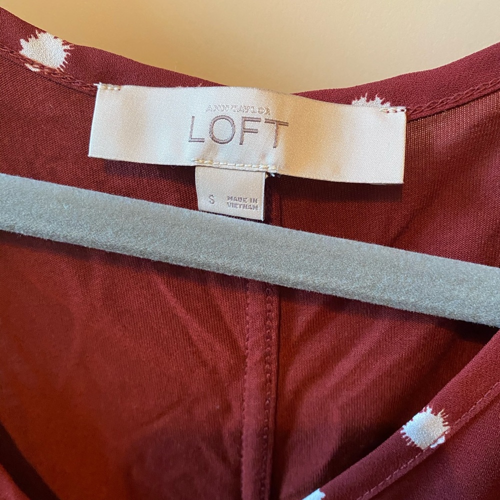 LOFT Tank Top - Picture 2 of 2